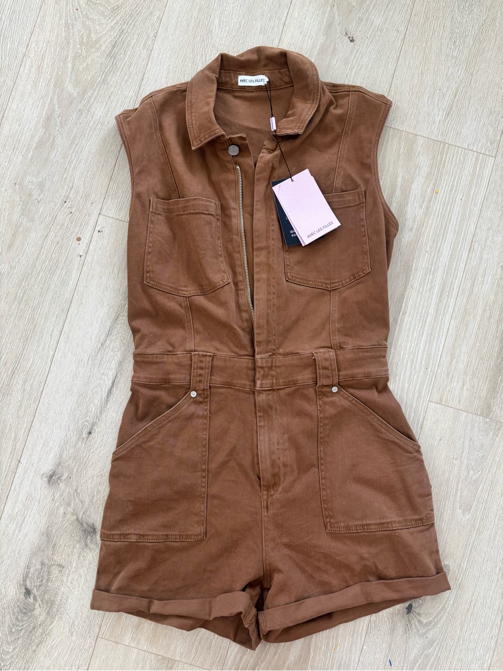 NWT Avec Les Filled Brown Sleeveless Zip Front Romper